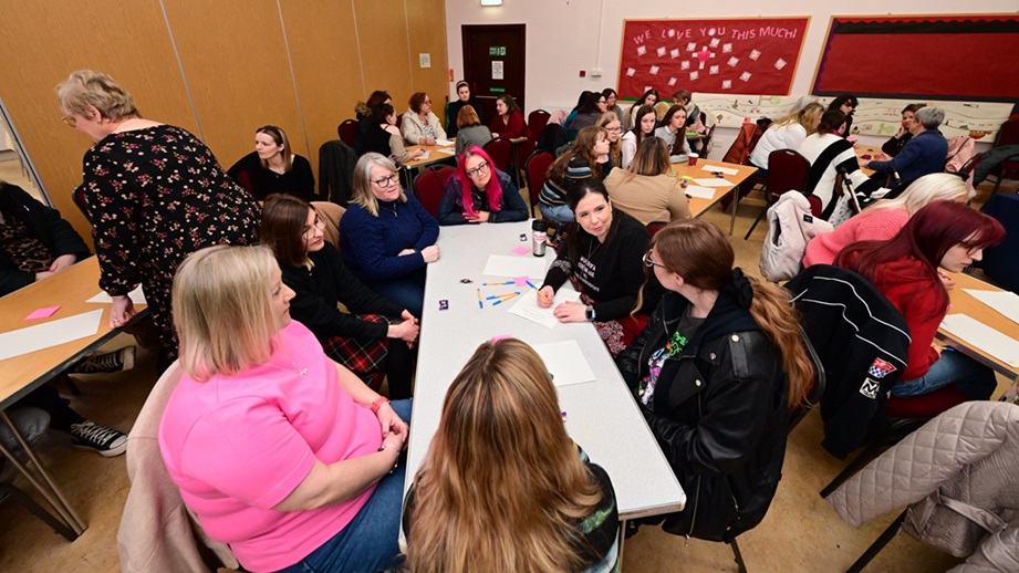 Cllr Laura Murtagh facilitates a breakout session.