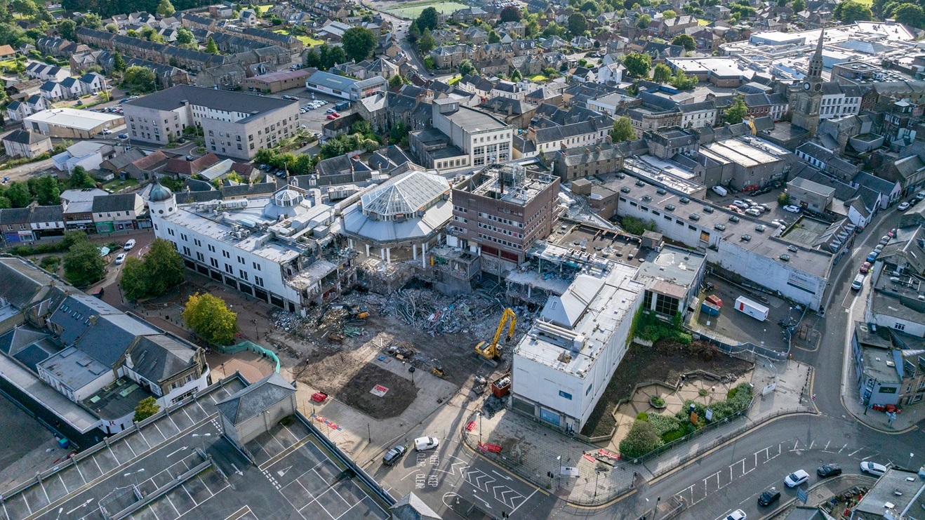 25% of Callendar Square Shopping Centre had been demolished by September 2024.